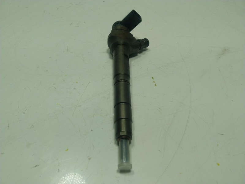 Recambio de inyector para seat ibiza iv (6j5, 6p1) 2.0 tdi referencia OEM IAM  03L130277J 