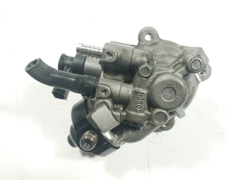 Recambio de bomba inyeccion para volkswagen polo 1.6 tdi dpf referencia OEM IAM  04L130755D 