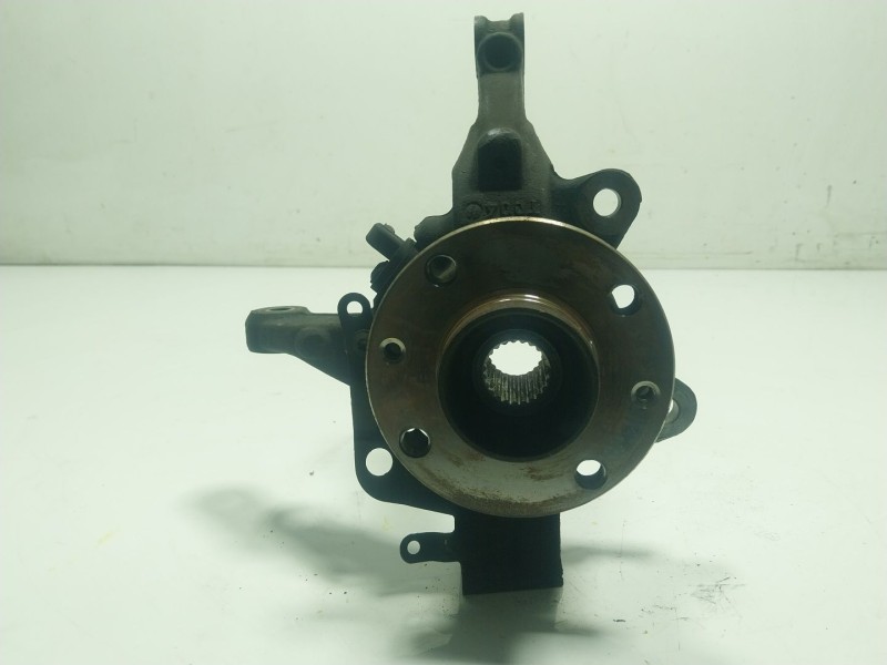 Recambio de mangueta delantera derecha para renault clio iv (bh_) 1.5 dci 90 referencia OEM IAM   