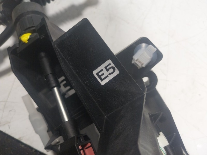 Recambio de palanca cambio para toyota yaris cross (mxp_) 1.5 hybrid (mxpj10) referencia OEM IAM  75G588LHD 