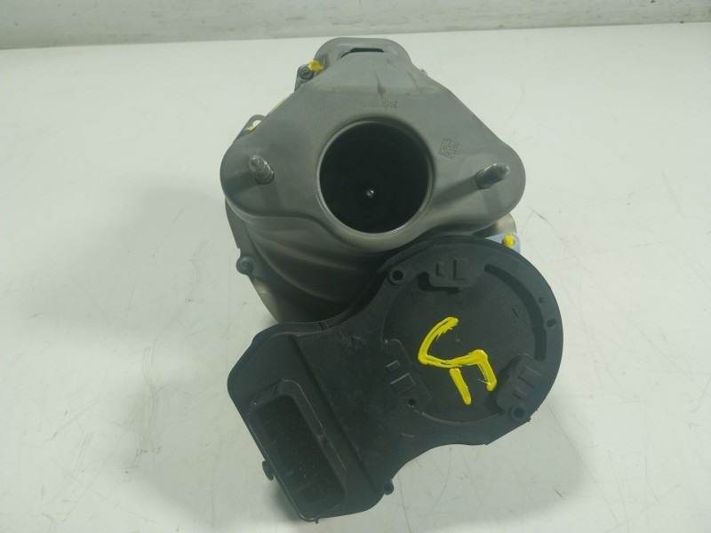 Recambio de servofreno para toyota yaris cross (mxp_) 1.5 hybrid (mxpj10) referencia OEM IAM  472100D010 