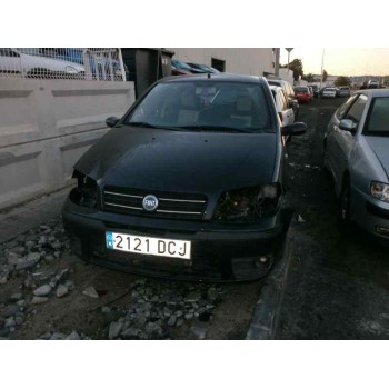 FIAT PUNTO BERLINA (188)