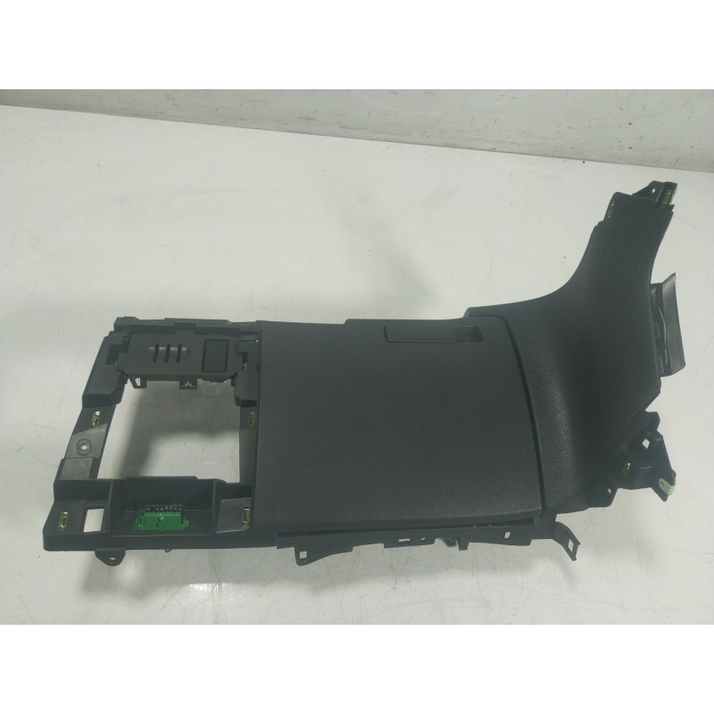 Recambio de guantera para peugeot 3008 monospace (0u_) 1.6 bluehdi 120 referencia OEM IAM  9685168577 