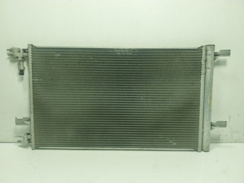 Recambio de condensador aire acondicionado para opel insignia a (g09) 1.4 (68) referencia OEM IAM  427A60812 