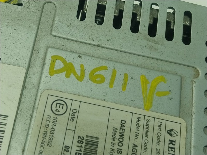 Recambio de sistema audio / radio cd para dacia lodgy (js_) 1.5 dci referencia OEM IAM  281155216R 