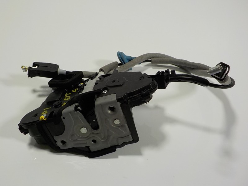 Recambio de cerradura puerta delantera izquierda para volkswagen t-cross 1.0 tsi referencia OEM IAM 10B837015 10B837015 