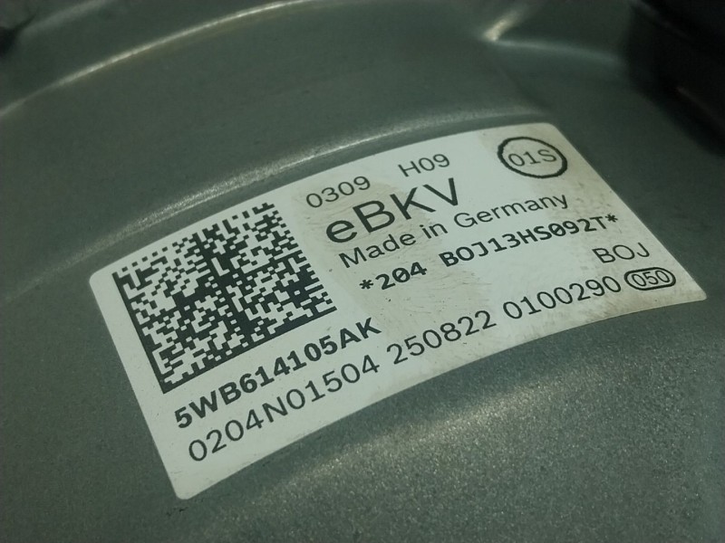 Recambio de servofreno para seat leon sportstourer (kl8) 1.5 16v etsi act referencia OEM IAM  5WB614105AK 