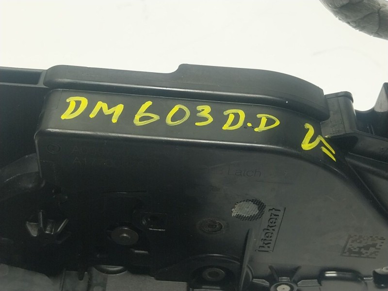 Recambio de cerradura puerta delantera derecha para mercedes-benz clase a berlina (bm 177) referencia OEM IAM  A0997202002 