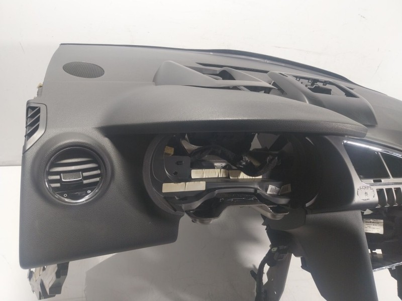 Recambio de salpicadero para peugeot 3008 monospace (0u_) 1.6 bluehdi 120 referencia OEM IAM   