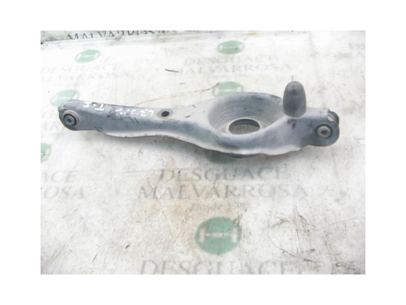 Recambio de brazo suspension inferior trasero izquierdo para ford focus berlina (cak) ghia referencia OEM IAM   