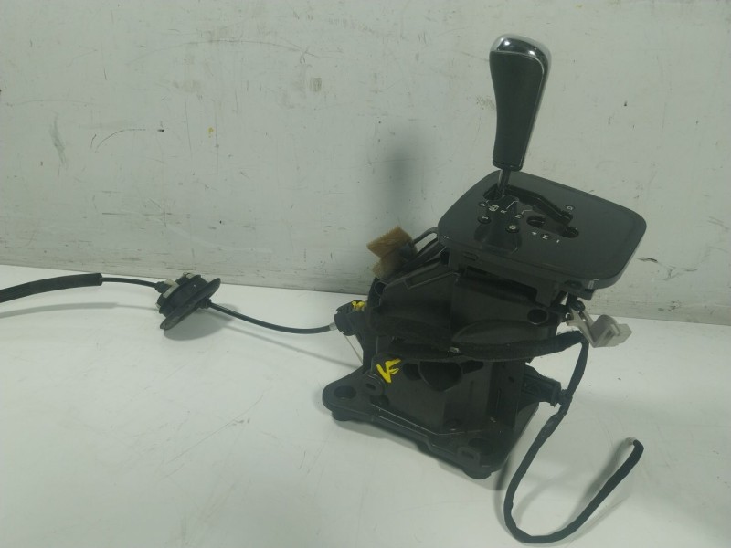 Recambio de palanca cambio para peugeot 3008 monospace (0u_) 1.6 bluehdi 120 referencia OEM IAM  9813480680VD 