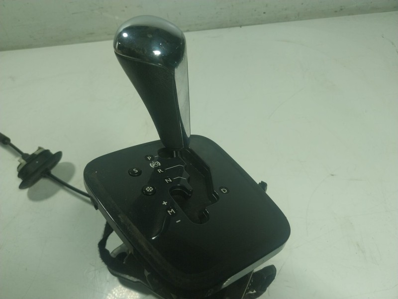 Recambio de palanca cambio para peugeot 3008 monospace (0u_) 1.6 bluehdi 120 referencia OEM IAM  9813480680VD 