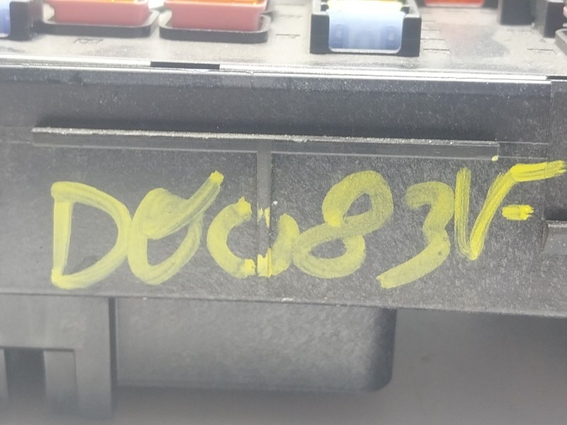 Recambio de caja reles / fusibles para opel insignia a (g09) 1.4 (68) referencia OEM IAM 13485541 529050199 