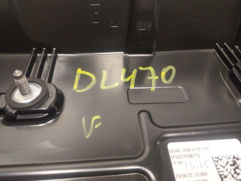 Recambio de aleron trasero para seat leon sportstourer (kl8) 1.5 16v etsi act referencia OEM IAM   