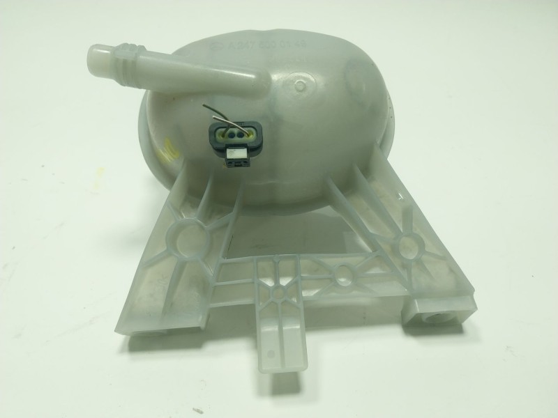 Recambio de deposito expansion para mercedes-benz clase a berlina (bm 177) referencia OEM IAM  A2475000146 