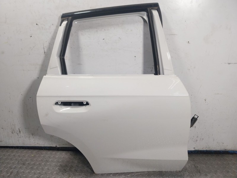 Recambio de puerta trasera derecha para bmw x1 (u11) sdrive 18 i referencia OEM IAM   