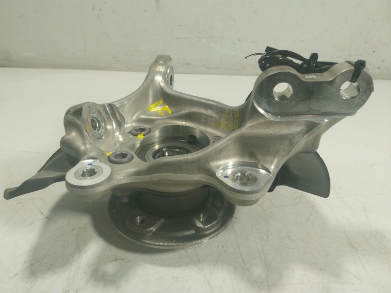 Recambio de mangueta delantera izquierda para lexus lbx hybrid 1.5 vvti hybrid (mayh10l) referencia OEM IAM   