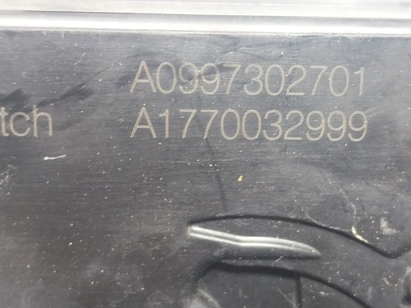 Recambio de cerradura puerta trasera izquierda para mercedes-benz clase a berlina (bm 177) referencia OEM IAM  A1770032999 