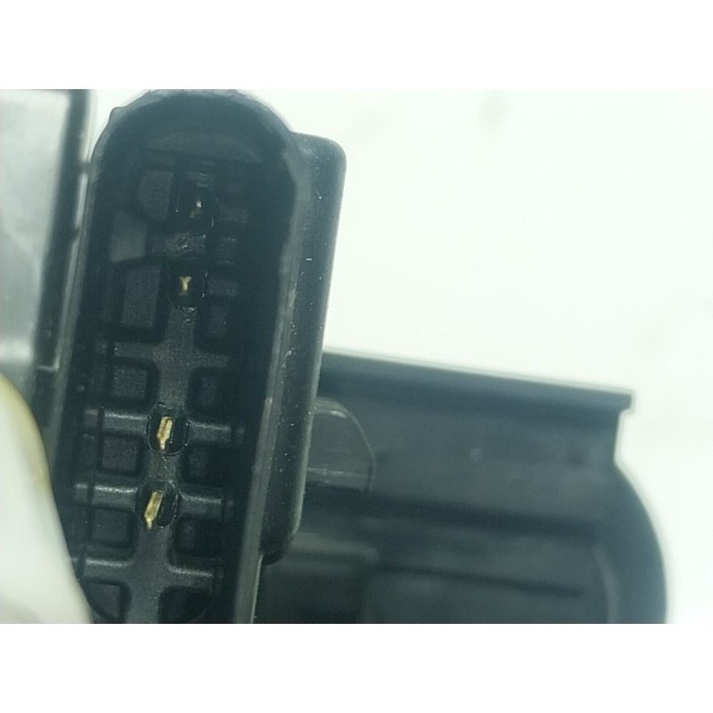 Recambio de cerradura puerta trasera izquierda para mercedes-benz clase a berlina (bm 177) referencia OEM IAM  A1770032999 