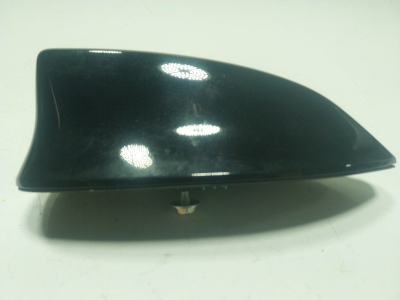 Recambio de antena para lexus lbx hybrid 1.5 vvti hybrid (mayh10l) referencia OEM IAM   