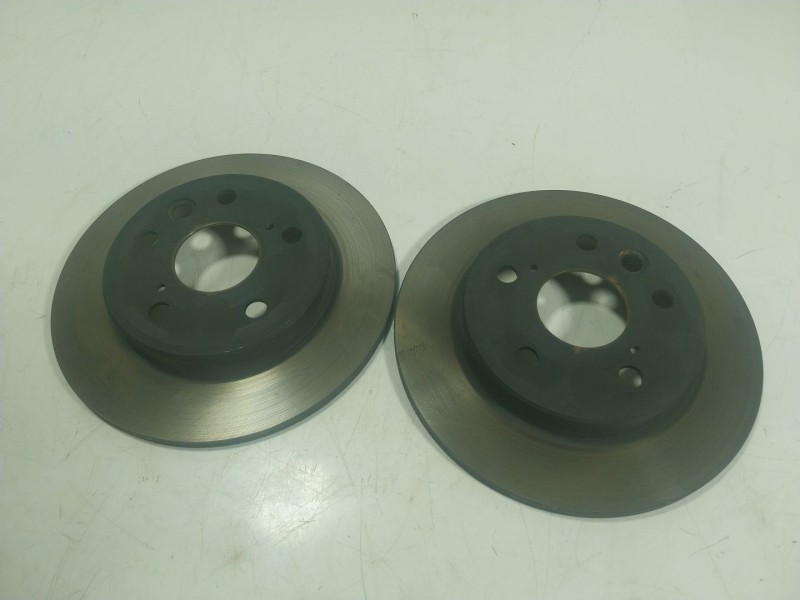 Recambio de disco freno trasero para lexus lbx hybrid 1.5 vvti hybrid (mayh10l) referencia OEM IAM   