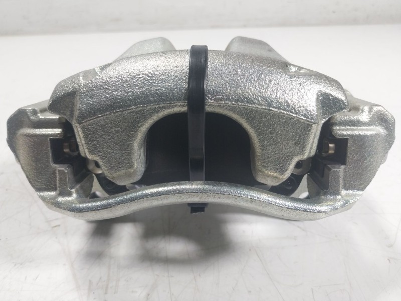 Recambio de pinza freno delantera derecha para lexus lbx hybrid 1.5 vvti hybrid (mayh10l) referencia OEM IAM   