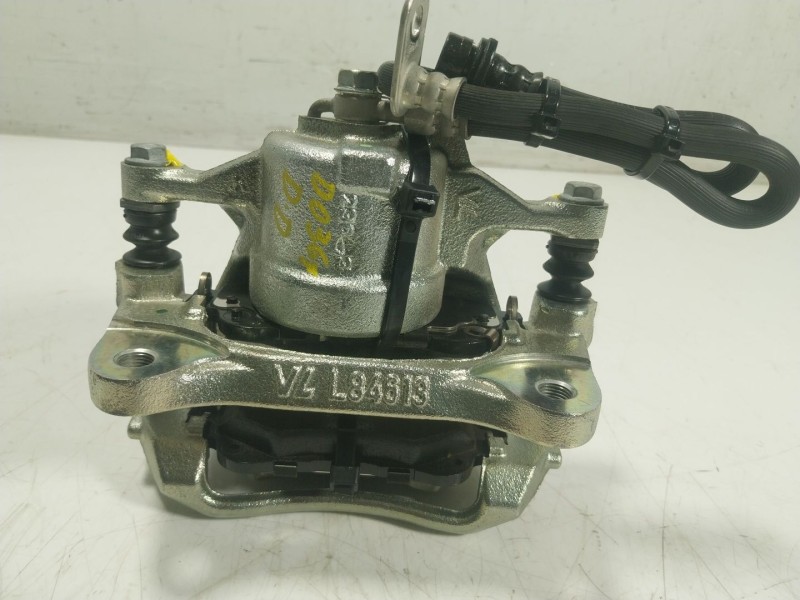 Recambio de pinza freno delantera derecha para lexus lbx hybrid 1.5 vvti hybrid (mayh10l) referencia OEM IAM   