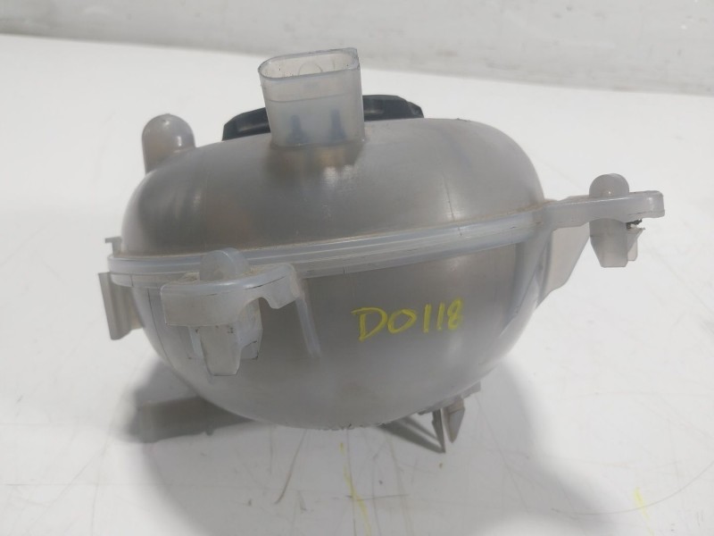 Recambio de deposito expansion para volkswagen t-roc (a11, d11) 1.0 tsi referencia OEM IAM  5Q0121407F 