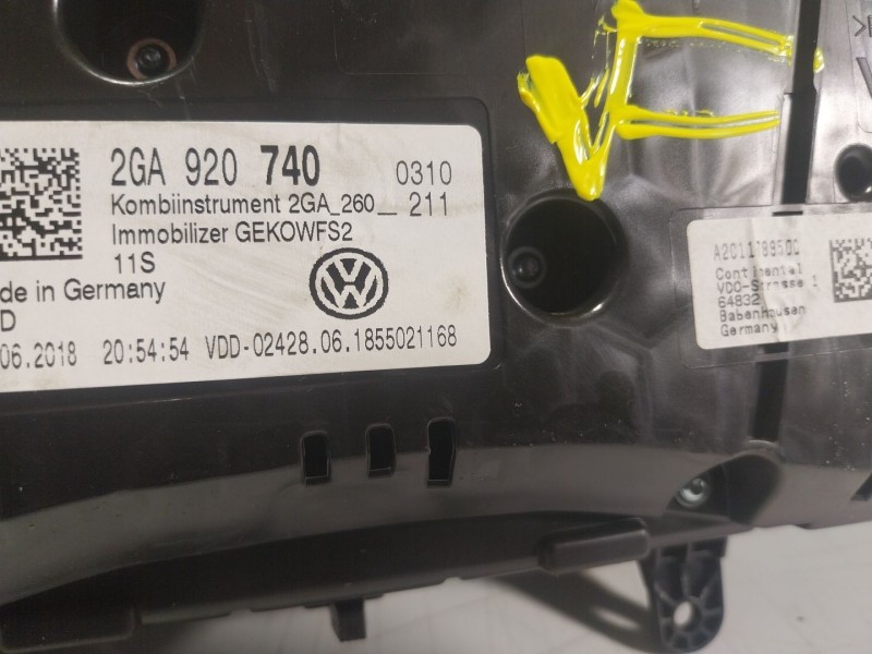 Recambio de cuadro instrumentos para volkswagen t-roc (a11, d11) 1.0 tsi referencia OEM IAM  2GA920740 