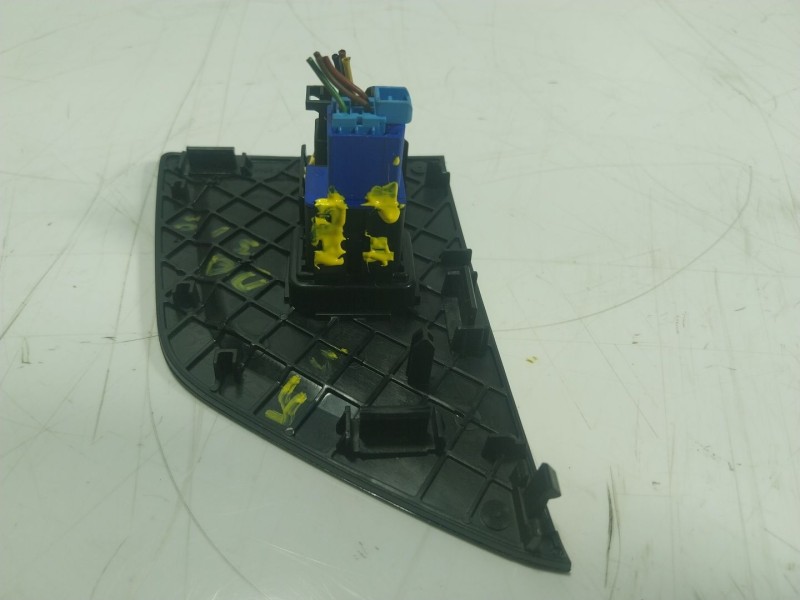 Recambio de warning para volkswagen polo vi (aw1, bz1, ae1) 1.0 tsi referencia OEM IAM  2G1919225RDY 