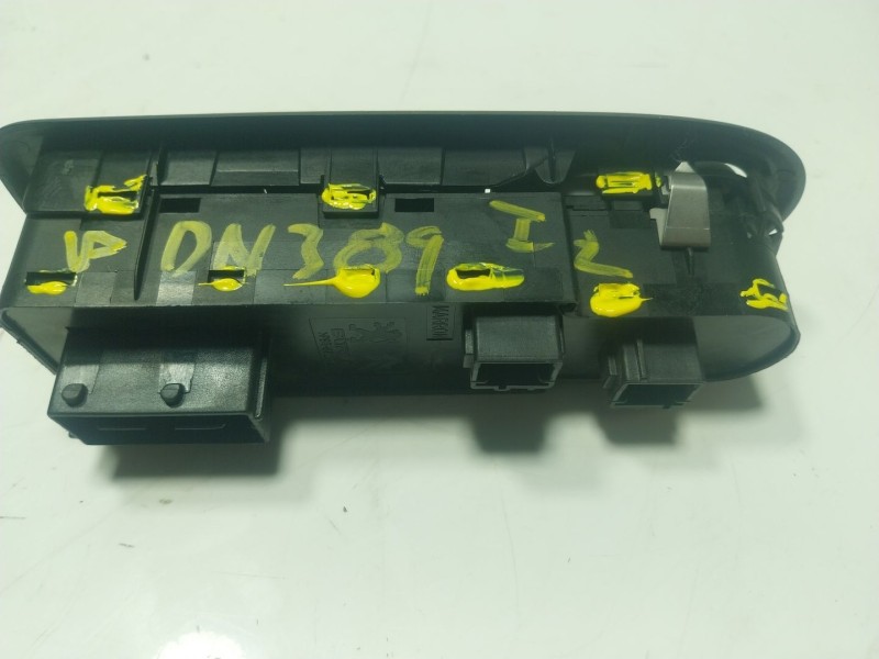 Recambio de mando elevalunas delantero izquierdo para peugeot 508 i (8d_) 1.6 hdi referencia OEM IAM   