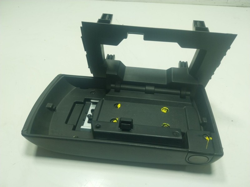 Recambio de apoyabrazos central para peugeot 508 i (8d_) 1.6 hdi referencia OEM IAM   