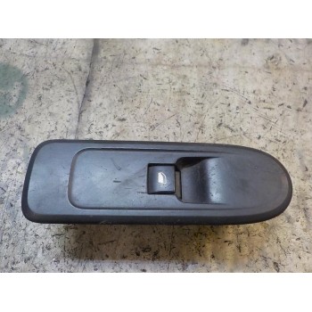 MANDO ELEVALUNAS DELANTERO DERECHO 