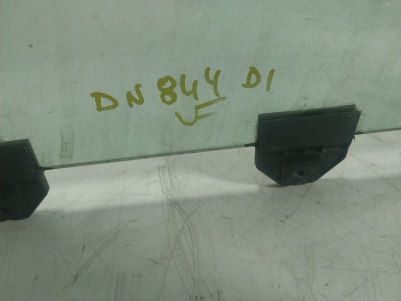 Recambio de cristal puerta delantero izquierdo para peugeot 3008 monospace (0u_) 1.6 bluehdi 120 referencia OEM IAM   