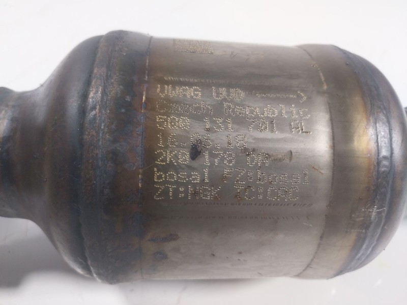 Recambio de catalizador para volkswagen t-roc (a11, d11) 1.0 tsi referencia OEM IAM  5Q0131690H 