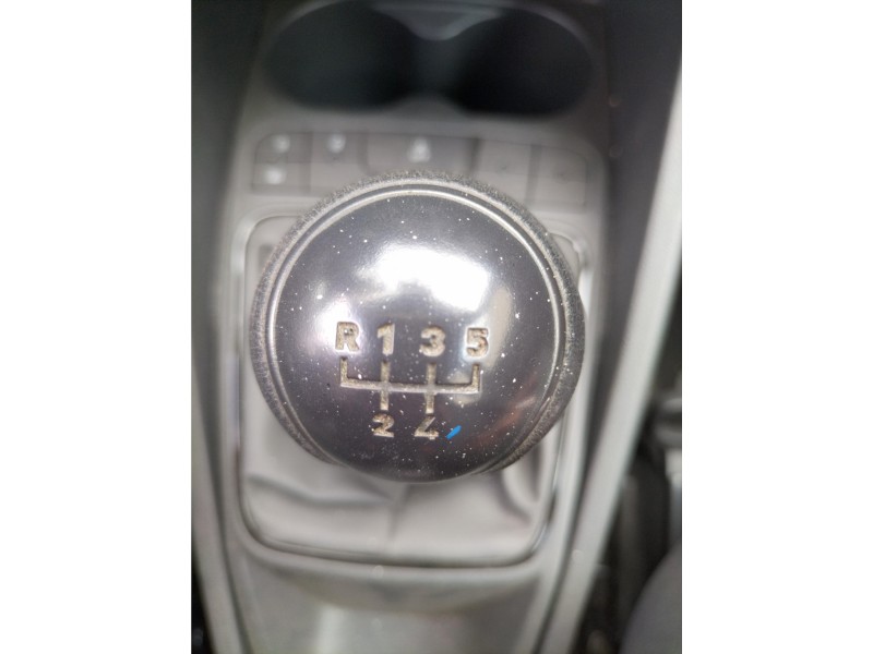 Recambio de palanca cambio para seat ibiza (6p1) 1.4 tdi referencia OEM IAM 6C0711049 6C0711049 