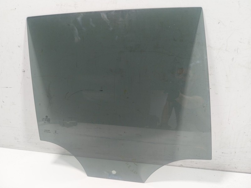 Recambio de cristal puerta trasero derecho para volkswagen t-roc (a11, d11) 1.0 tsi referencia OEM IAM   