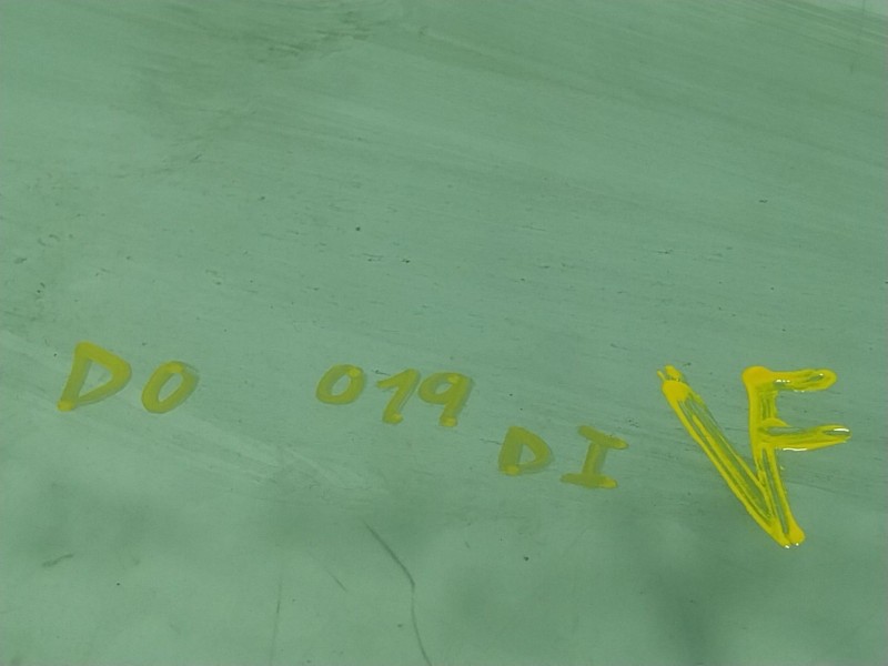 Recambio de cristal puerta delantero izquierdo para citroën c3 / c3 origin iii (sx) 1.2 vti 82 referencia OEM IAM 9813022580  