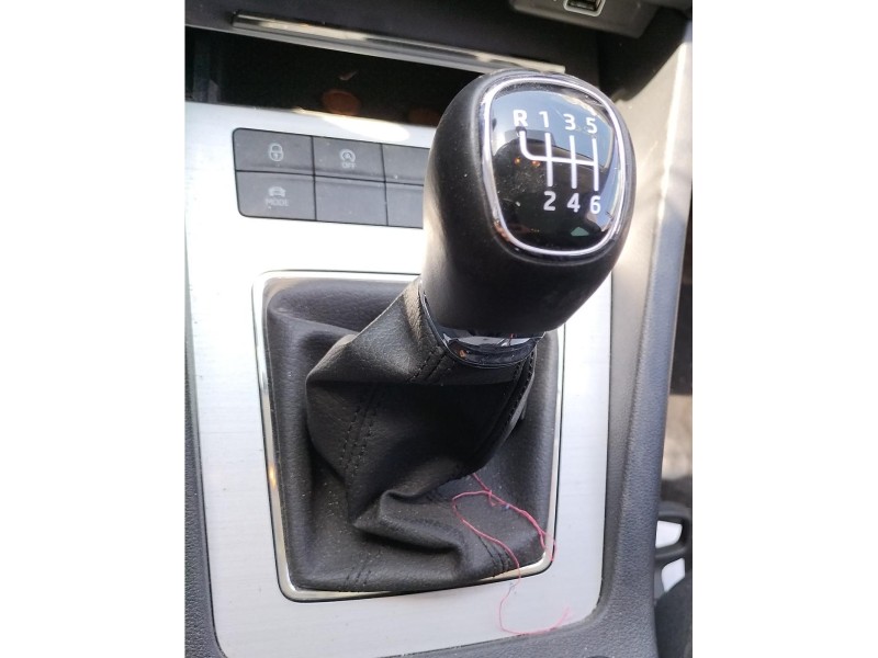 Recambio de palanca cambio para skoda octavia combi (nx5) 2.0 tdi referencia OEM IAM 5Q0711049CB 5Q0711049CB 