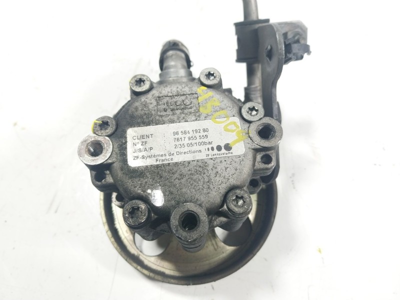 Recambio de bomba direccion para peugeot 407 1.6 hdi referencia OEM IAM   