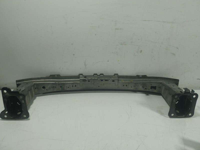 Recambio de refuerzo paragolpes delantero para ford kuga i 2.0 tdci referencia OEM IAM  3M51R000K70AA 