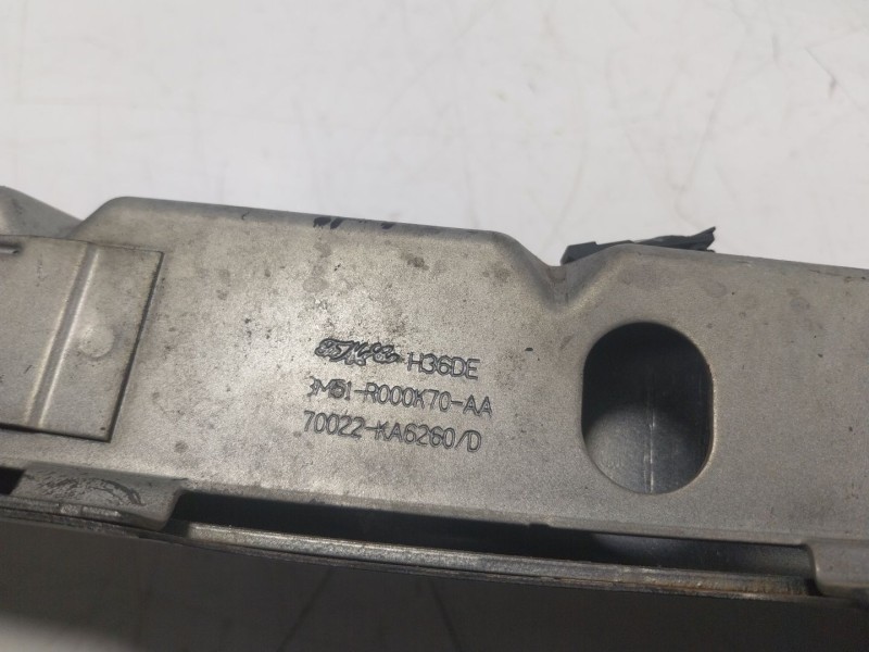 Recambio de refuerzo paragolpes delantero para ford kuga i 2.0 tdci referencia OEM IAM  3M51R000K70AA 