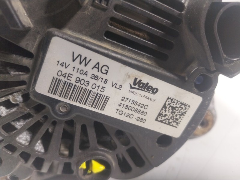 Recambio de alternador para volkswagen t-roc (a11, d11) 1.0 tsi referencia OEM IAM 04E903015 04E903015 