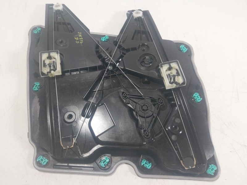 Recambio de elevalunas delantero derecho para volkswagen golf viii (cd1, da1) 1.5 tsi referencia OEM IAM  5H0837402J 