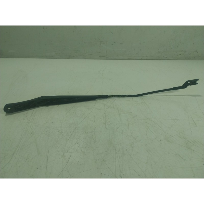 Recambio de brazo limpia delantero derecho para volkswagen golf viii (cd1, da1) 1.5 tsi referencia OEM IAM   