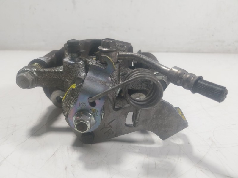 Recambio de pinza freno trasera derecha para kia stonic (yb) 1.0 t-gdi referencia OEM IAM 58311H8A08  