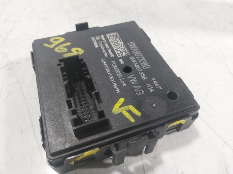 Recambio de modulo electronico para volkswagen golf viii (cd1, da1) 1.5 tsi referencia OEM IAM  5WA907338B 