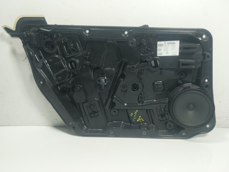 Recambio de elevalunas delantero izquierdo para mercedes-benz clase a (w176) a 200 (176.043) referencia OEM IAM  A1667200135 