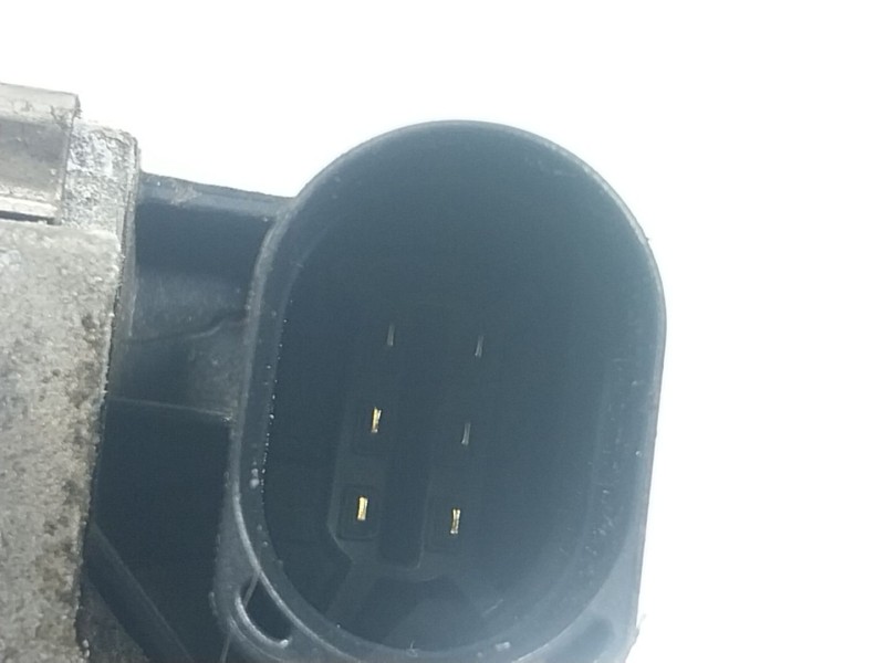 Recambio de caja mariposa para seat arona (kj7, kjp) 1.0 tsi referencia OEM IAM  04C133062C 