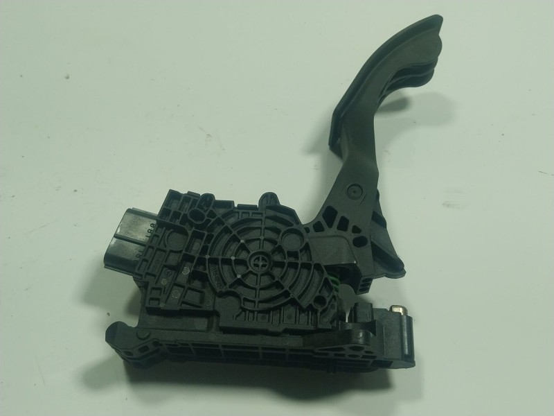 Recambio de potenciometro pedal para seat arona (kj7, kjp) 1.0 tsi referencia OEM IAM  2Q1723503 